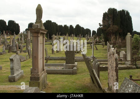 Lapidi in un cimitero vecchio in Newtownards Co Down Irlanda del Nord Foto Stock