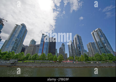 Vancouver Downtown come visto da di Coal Harbour Foto Stock