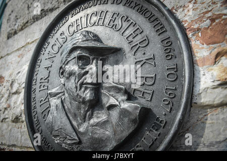 La placca per Sir Francis Chichester, Plymouth. Foto Stock