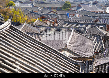 Asia visite turistiche dedalo tetto Cina Costruzione casa città città verde in pietra asia Foto Stock