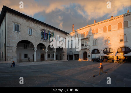 Forum Square nella città di Pola, Istria, Croazia Foto Stock