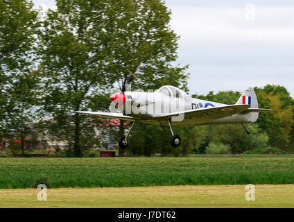 Isaacs Spitfire O1-UN TZ!^$ G-ISAC Foto Stock