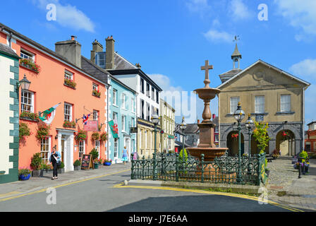 Piazza del Mercato, Llandovery (Llanymddyfri), Carmarthenshire (Sir Gaerfyrddin), Wales, Regno Unito Foto Stock