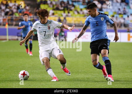 Suwon, Corea del Sud. Xxiv Maggio, 2017. Ritsu Doan (JPN) Calcio/Calcetto : 2017 FIFA U-20 World Cup Gruppo D match tra Uruguay 2-0 Giappone a Suwon World Cup Stadium di Suwon, Corea del Sud . Credito: Sho Tamura AFLO/sport/Alamy Live News Foto Stock