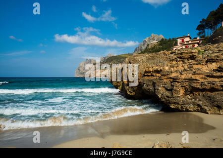 Spiaggia di Cala de Sant Vicenc e Cap Formentor, Pollença, Serra de Tramuntana, Maiorca, isole Baleari, Spagna Foto Stock