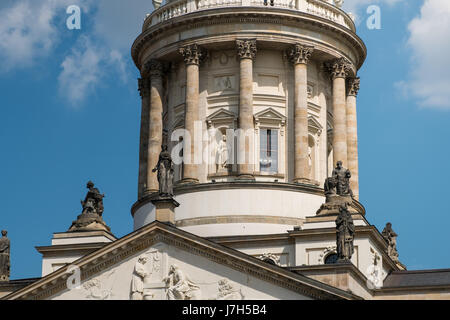 Berlino, Germania - 23 maggio 2017: la parte superiore della cupola francese a Gendarmenmarkt a Berlino, Germania. Foto Stock