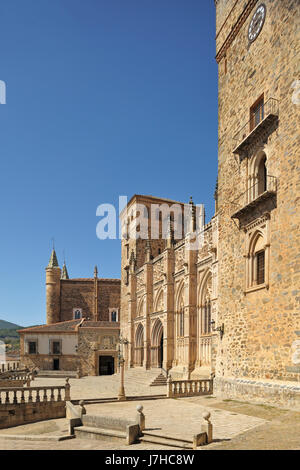 Real Monasterio de Nuestra Señora de Guadalupe, Cáceres, Estremadura, Spagna Foto Stock