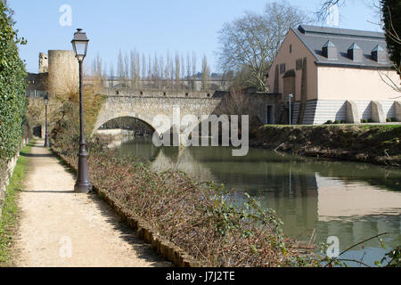 Città città valle rock fortezza terra Lussemburgo Immobiliare fiume terra città d'acqua Foto Stock