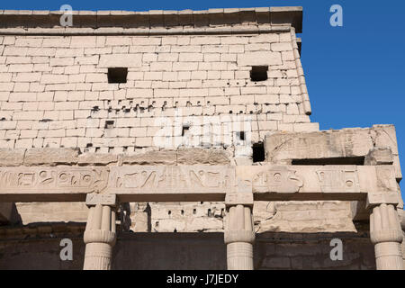 Avenue di Sphinx, Tempio di Luxor, città di Luxor, Egitto Foto Stock