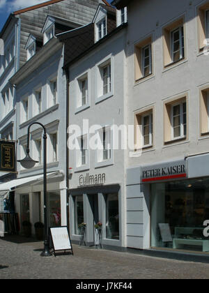 Questo titolo si riferisce a un luogo specifico a SaarbrÃ¼cken, in Germania, sulla Bahnhofstrasse, potenzialmente collegato a un edificio o a un sito significativo nella zona il 18 maggio 2011. Foto Stock