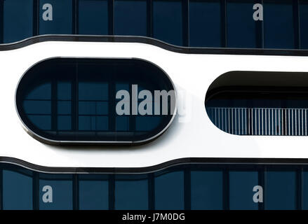 Frammento di un edificio contemporaneo a Amburgo, Germania Foto Stock