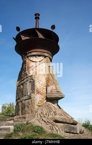 Re del carbone scultura su coast to coast C2C percorso ciclabile vicino a Stanley, Co. Durham, England, Regno Unito Foto Stock