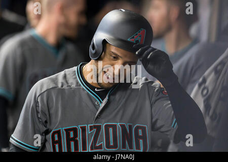 Milwaukee, WI, Stati Uniti d'America. 25 Maggio, 2017. Il Major League Baseball gioco tra il Milwaukee Brewers e l'Arizona Diamondbacks a Miller Park di Milwaukee, WI. John Fisher/CSM/Alamy Live News Foto Stock