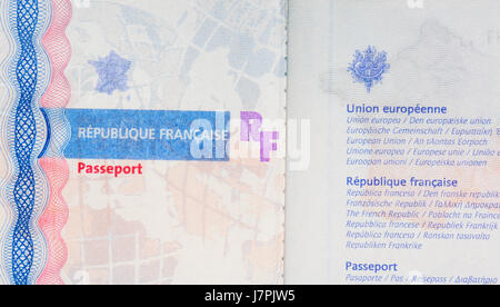All'interno di un passaporto francese Foto Stock