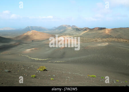 Lanzarote - vulcani nel Parco Nazionale di Timanfaya paesaggio, ( Parque Nacional Timanfaya ), Lanzarote, Isole Canarie Europa Foto Stock