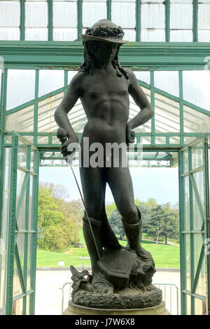 David di Donatello (replica) Laeken Serre Reali del Castello Reale di Laeken Bruxelles, Belgio DSC07385 Foto Stock