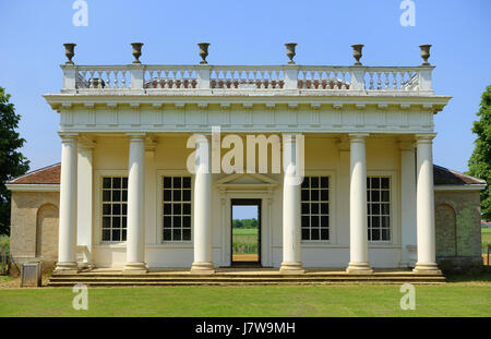 Bowling Green House Wrest Park Bedfordshire, Inghilterra DSC08044 Foto Stock