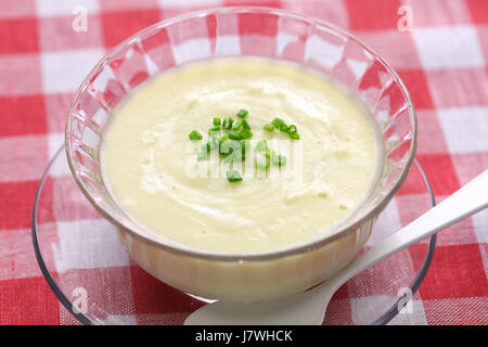 Vichyssoise, freddo la zuppa di patate, americano cucina estiva Foto Stock