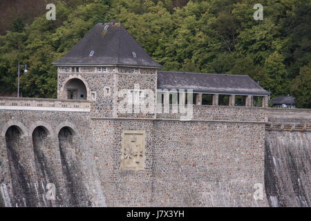 Lago artificiale waterpower emblema barrage beauteously bello bello viaggiare Foto Stock