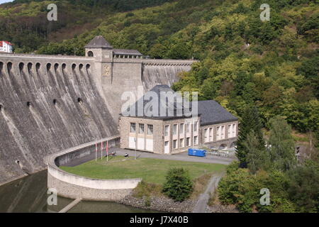 Lago artificiale waterpower emblema barrage beauteously bello bello viaggiare Foto Stock