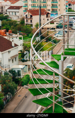 Una scala a chiocciola in villa in Montenegro Foto Stock