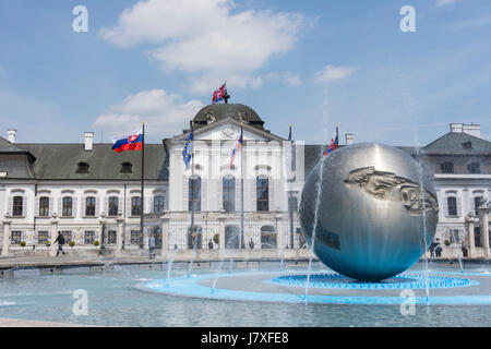 Il palazzo presidenziale a Bratislava Foto Stock