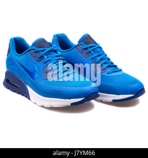 W Nike Air Max 90 Ultra essenziale delle donne di colore blu acceso  Sneakers - 724981-401 Foto stock - Alamy