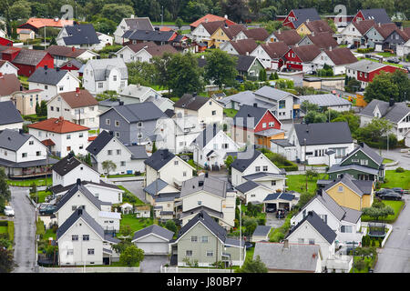 Tradizionale norvegese case colorate. Ovre Ardal village. Visitate la Norvegia. Il turismo Foto Stock