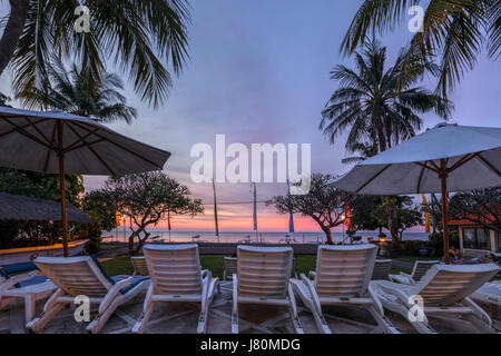 Hotel presso la spiaggia di Lovina, Bali, Indonesia, Asia Foto Stock