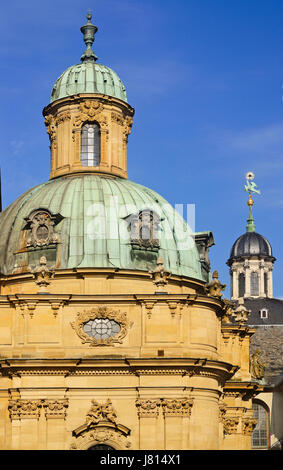 In Germania, in Baviera, Wurzburg, Neumunster Chiesa, la cupola. Foto Stock