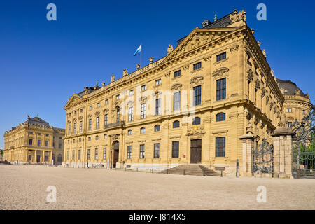 In Germania, in Baviera, Wurzburg, Wurzburg Residenz o Residence Palace, Veduta della facciata. Foto Stock