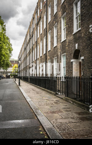 I campi di fantini Grays Inn campi, London, Regno Unito Foto Stock