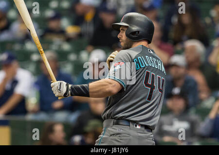 Milwaukee, WI, Stati Uniti d'America. 25 Maggio, 2017. Arizona Diamondbacks primo baseman Paolo Goldschmidt #44 fino alla bat nella Major League Baseball gioco tra il Milwaukee Brewers e l'Arizona Diamondbacks a Miller Park di Milwaukee, WI. John Fisher/CSM/Alamy Live News Foto Stock