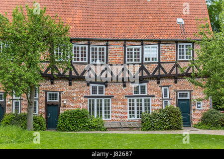 Edificio storico Jugendbucherei nel centro di Luneburg, Germania Foto Stock