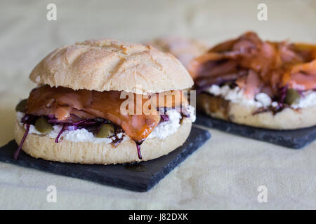 Salmone affumicato a sandwich Foto Stock