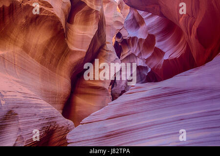 Rocce Rosse di segreto slot canyon canyon Foto Stock