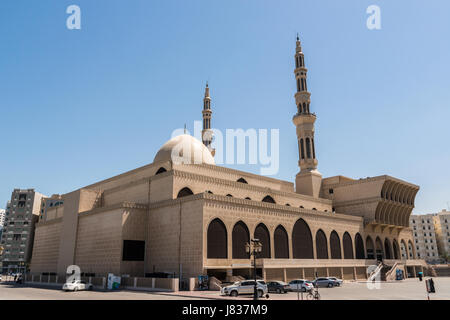 King Faisal moschea in Sharjah. Sharjah city è 10km a nord est di Dubai Foto Stock