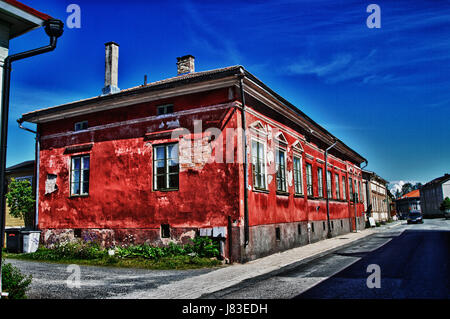 Una casa abbandonata nella città di Rauma, Finlandia Foto Stock