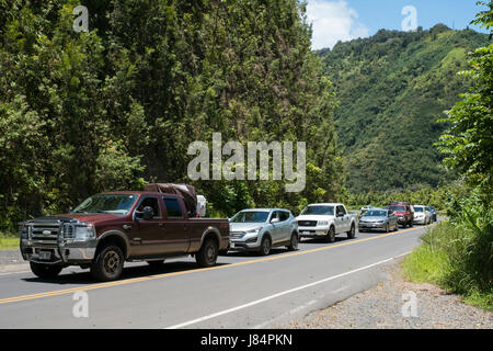 L'avvolgimento Hana Autostrada, strada di Maui, Hawaii Foto Stock