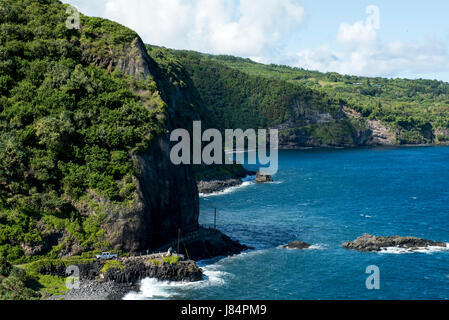 Il pi'ilani autostrada la strada da Hana round Waiuha bay a Kaupo Maui, Hawaii Foto Stock