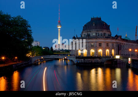 Arte Cultura bridge Attrazioni estate summerly canale fregio di Berlino la televisione Foto Stock