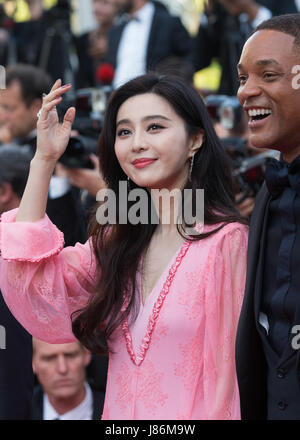 Pechino, Francia. 23 Maggio, 2017. Membro della Giuria del 70° Festival Internazionale del Cinema di Cannes, attrice cinese Fan Bingbing assiste il 'settantesimo anniversario' cerimonia del Cannes Film Festival di Cannes, Francia, 23 maggio 2017. Credito: Xu Jinquan/Xinhua/Alamy Live News Foto Stock