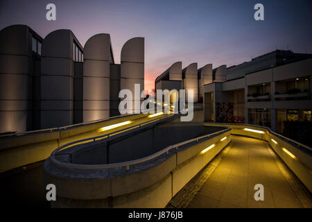 Archivio Bauhaus & Design Museum, architetto Walter Gropius 1976-79, Berlino, Germania, Europa Foto Stock