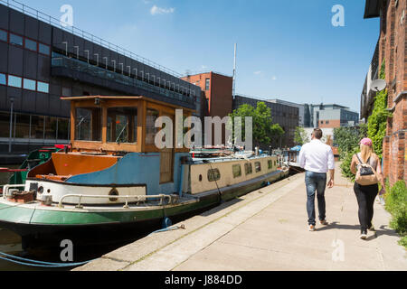 Il Grand Union Canal vicino a King's Cross a Londra, Inghilterra, Regno Unito. Foto Stock