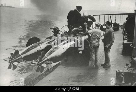 Siluri pronto per essere caricato, Marina Americana, circa 1915 Foto Stock