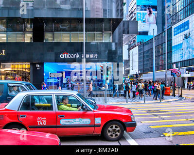 Des Voeux Road nel centro di Hong Kong Foto Stock