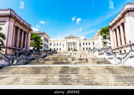 La Alma Mater statua che si trova nella parte anteriore dell Università dell Avana, Universidad de La Habana, ingresso, Havana, Cuba Foto Stock