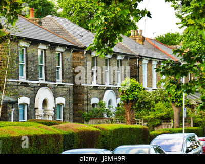 Doppia facciata di case vittoriane a Hampton Rd, Forest Gate London E7 Foto Stock