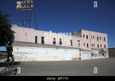 Muro dipinto murale su Hotel Beale kingman sulla route 66 arizona usa Foto Stock