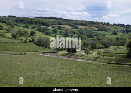 La Washburn Valley, al di sotto del serbatoio Swinsty a Fewston nel North Yorkshire Foto Stock